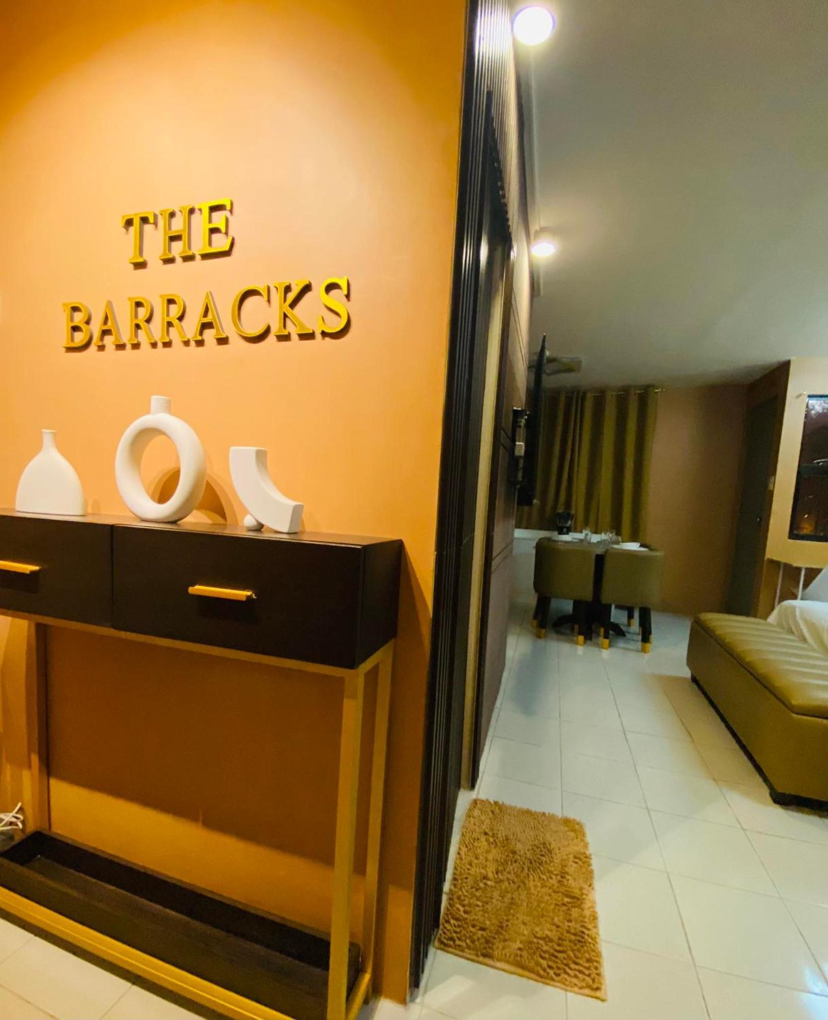 The Barracks Staycation 샌타로사 외부 사진